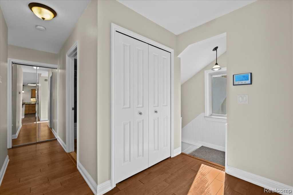 738 S Milford Road, Milford, MI 48381 — Photo 4