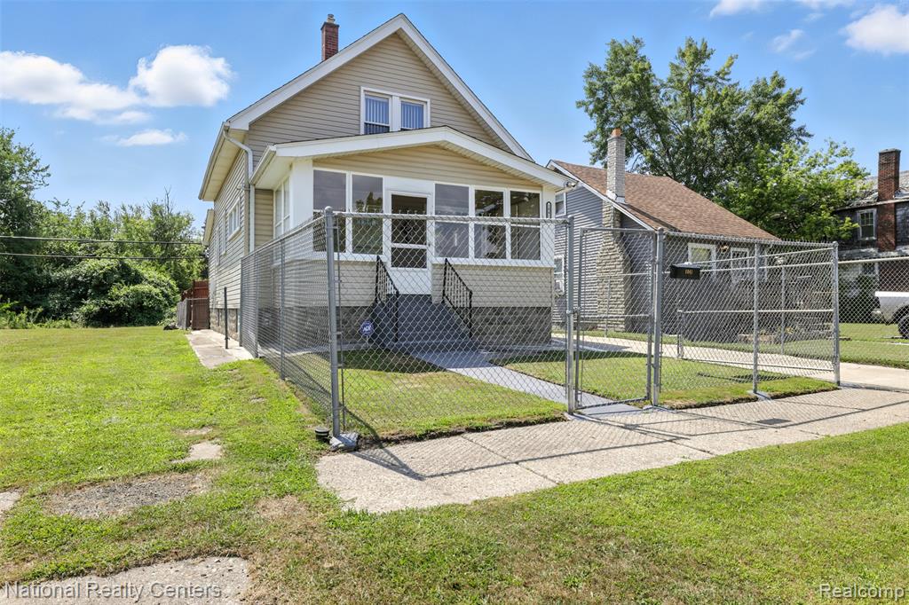 1041 Adeline Street, Highland Park, MI 48203 — Photo 3