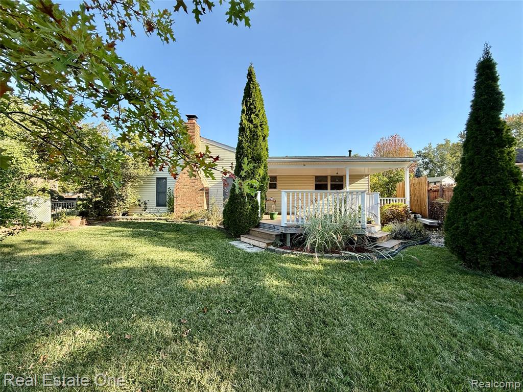 42075 GLORIA Drive, Canton, MI 48187 — Photo 54