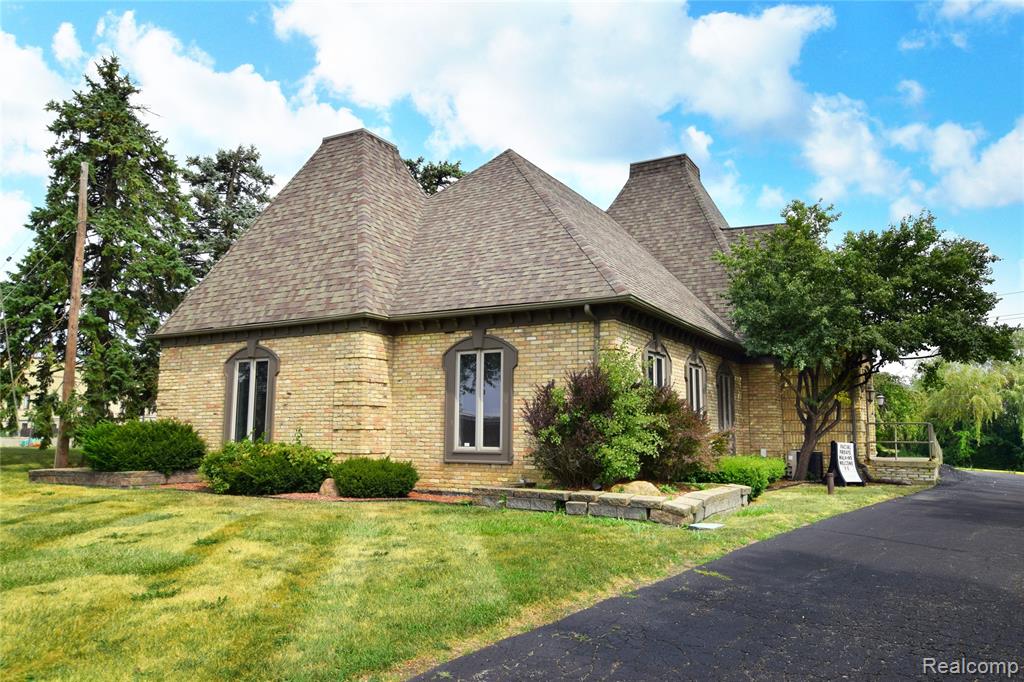 3438 Lennon Road, Flint, MI 48507