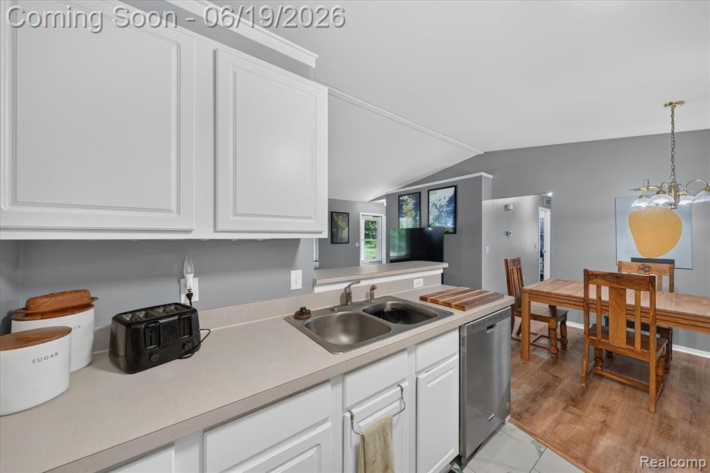 9543 Parkwood Drive, 267, Grand Blanc, MI 48439 — Photo 14