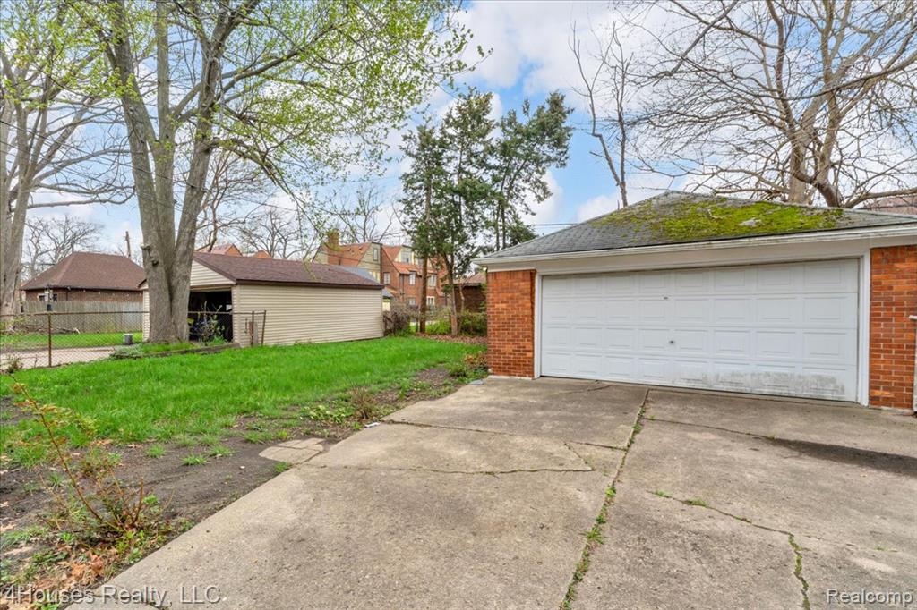18092 Muirland Street, Detroit, MI 48221 — Photo 27