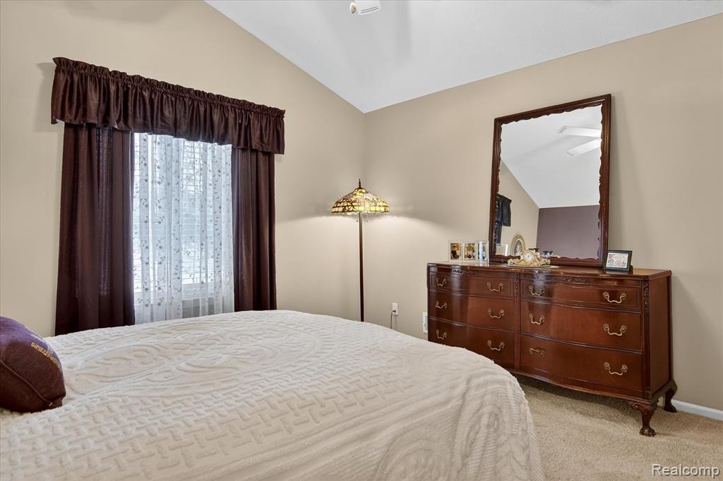 6456 Pembrook Drive, Westland, MI — Photo 20