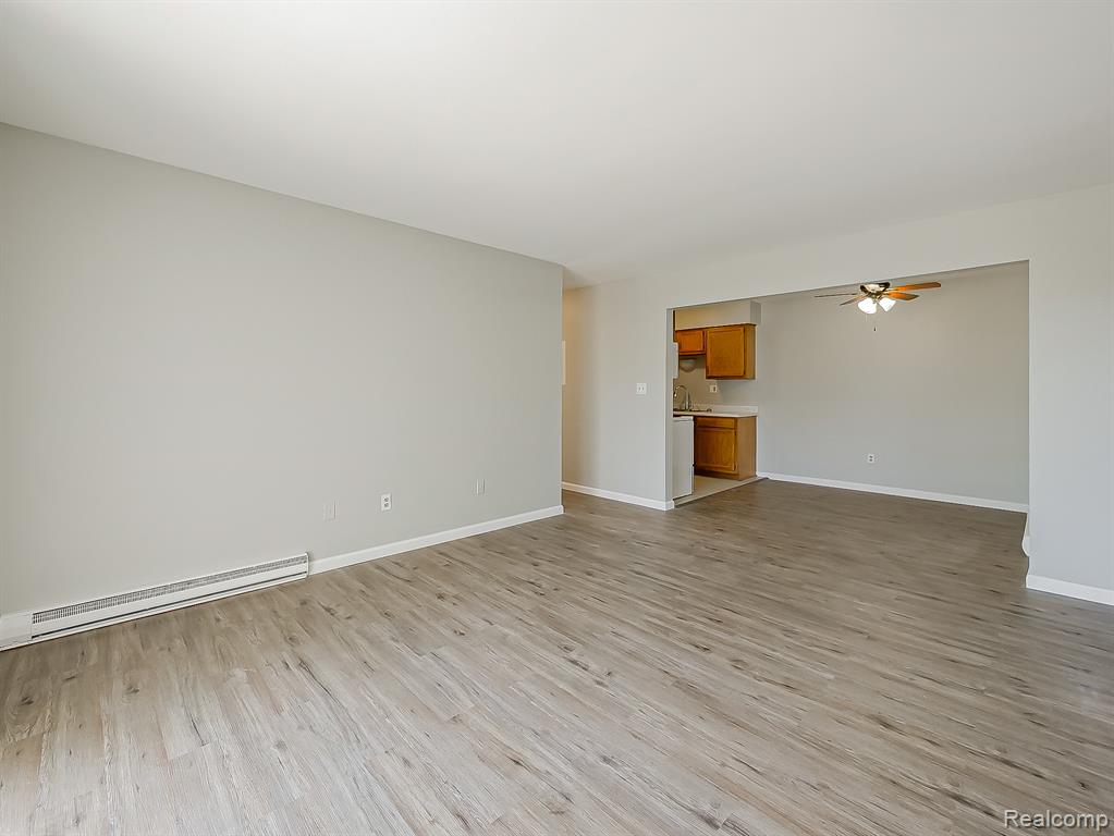 125 E Van Riper Road, Fowlerville, MI 48836 — Photo 3