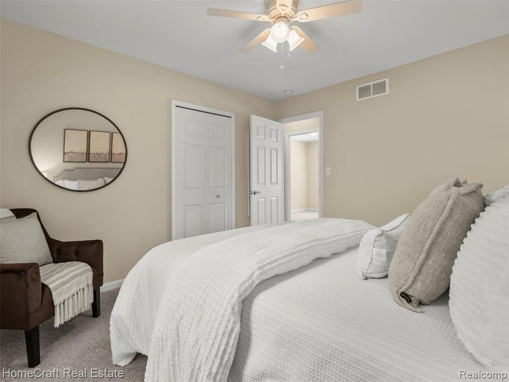 5930 FORESTAL Drive, Waterford, MI 48327 — Photo 22