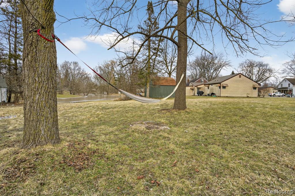 200 N River Road, Saginaw, MI 48609 — Photo 10