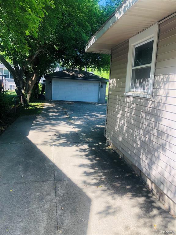 8396 Cooley Beach Drive, White Lake, MI — Photo 20