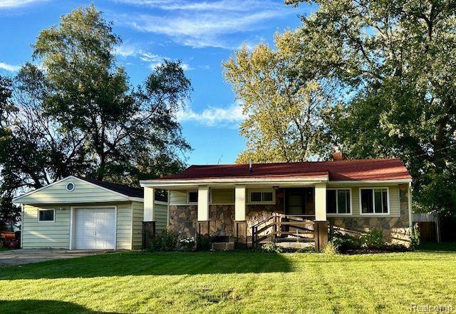 6079 FREEDOM Lane, Flint, MI 48506 — front exterior