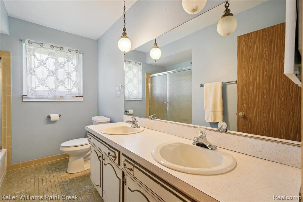 1852 MIDVALE Avenue, Ypsilanti, MI 48197 — Photo 27