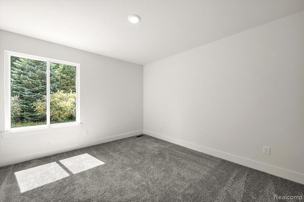 8828 Stonewall E., Clarkston, MI 48348 — Photo 46
