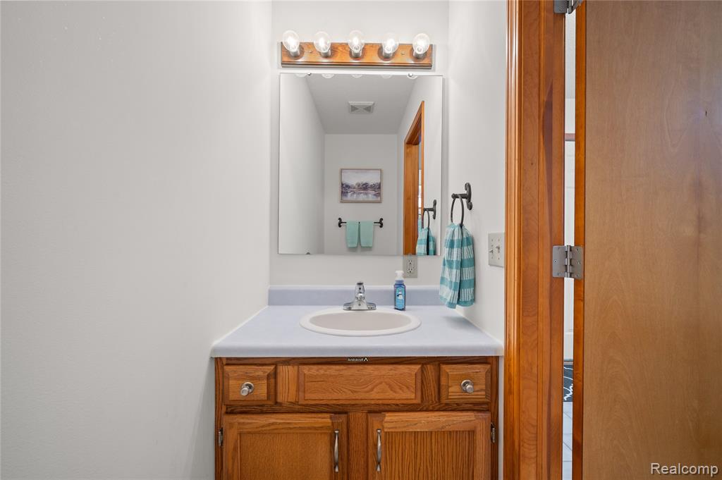 1928 Orchard Drive, Stevensville, MI 49127 — Photo 23