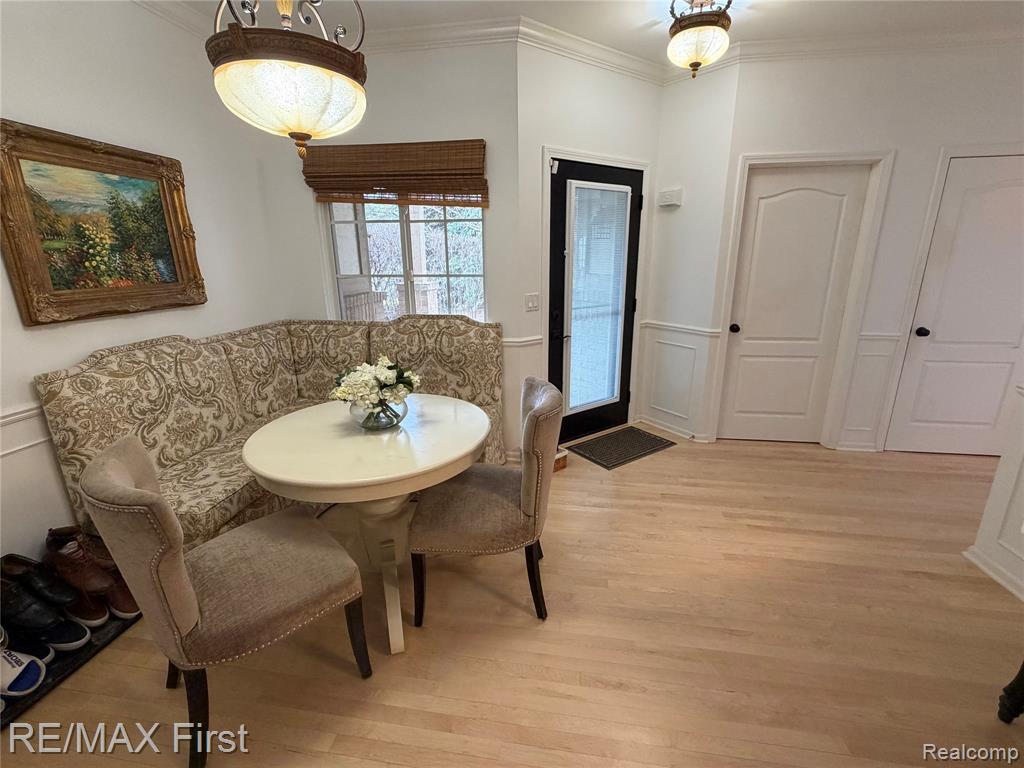 5998 Bella Vista Drive, West Bloomfield, MI — Photo 11