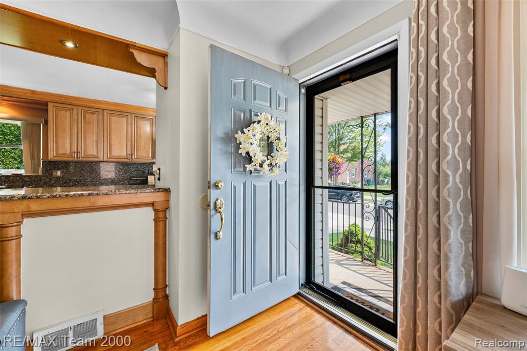 7841 Mead Street, Dearborn, MI 48126 — Photo 7