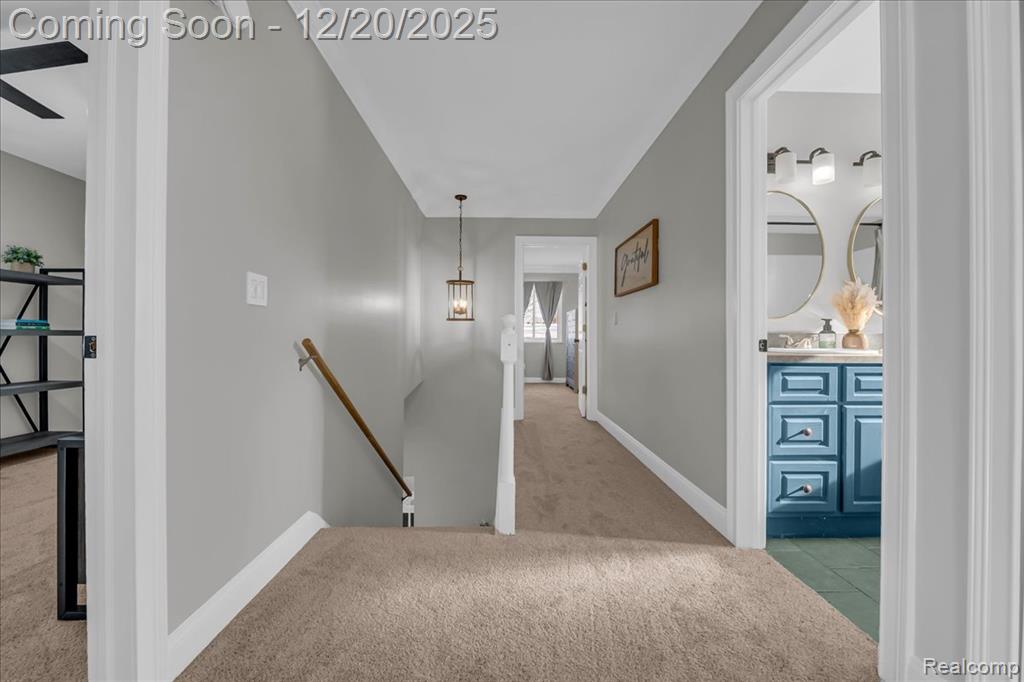 518 Charing Cross Drive, Grand Blanc, MI 48439 — Photo 34