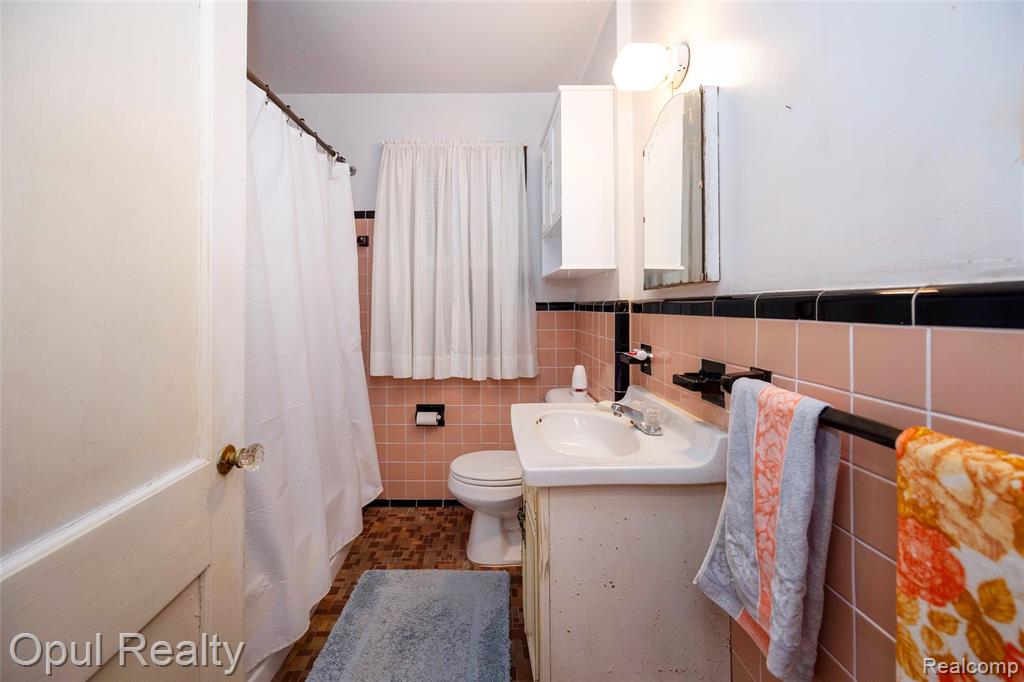 6514 Woodmont Avenue, Detroit, MI 48228 — Photo 10