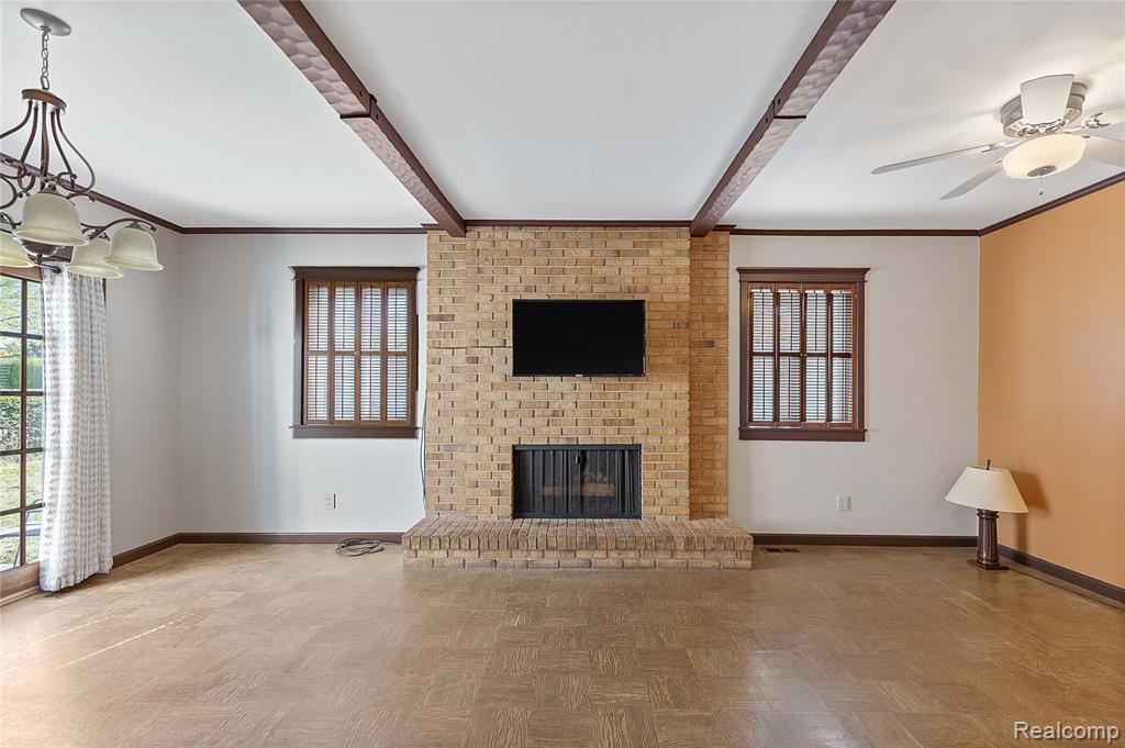 922 Canterbury Drive, Madison Heights, MI 48071 — Photo 13