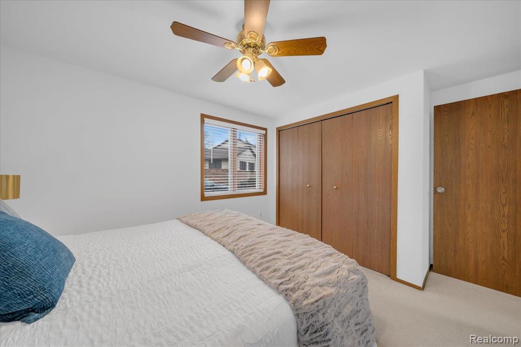 955 Woodlane Drive, 9, Rochester Hills, MI 48307 — Photo 18