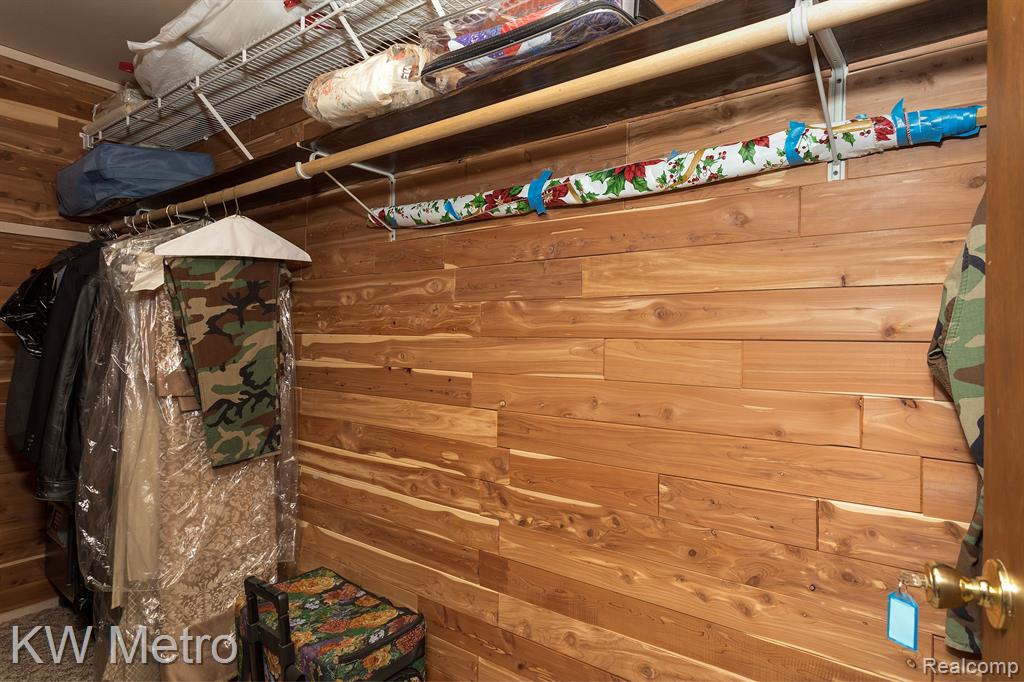 41667 WESTBURY Lane, Clinton Twp, MI 48038 — Photo 35