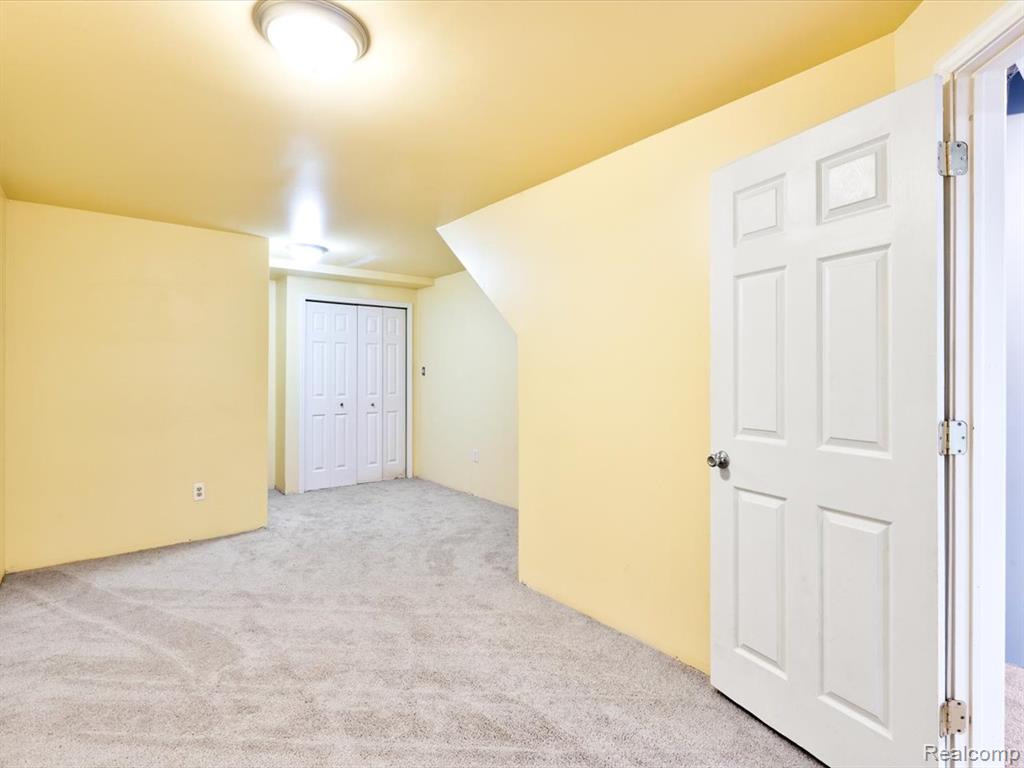 2125 S Delano Street, St. Clair, MI 48079 — Photo 27