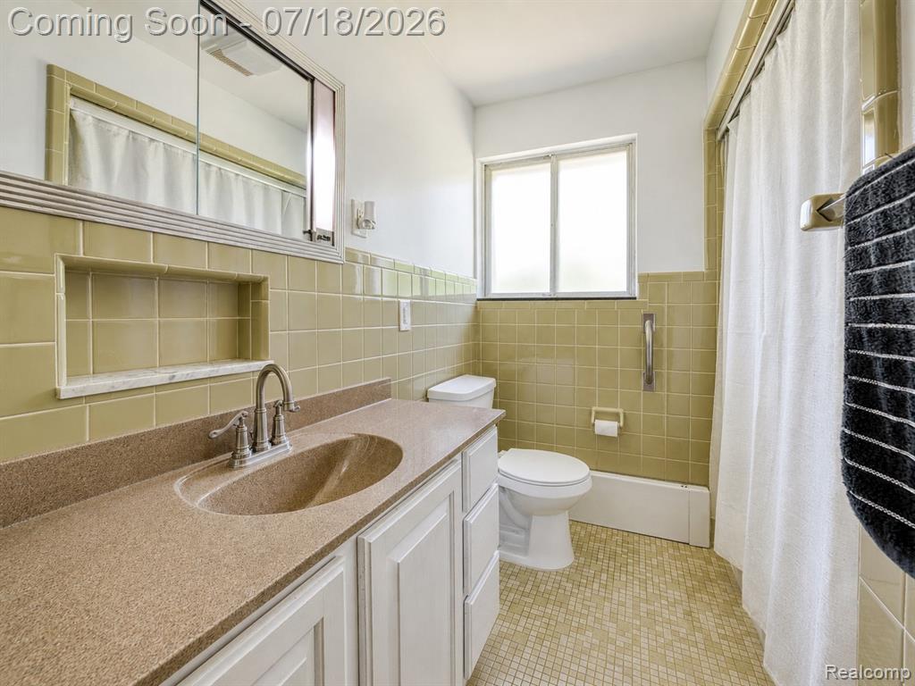46495 North Avenue, Macomb, MI 48042 — Photo 21