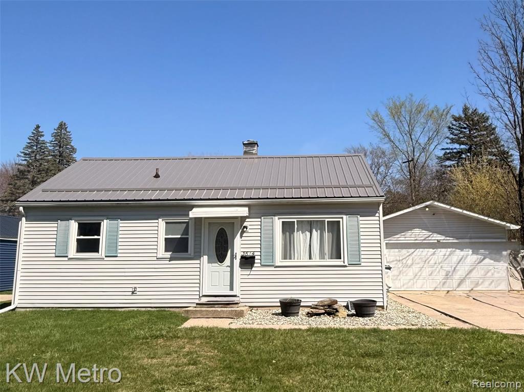 3614 Washington Street, Midland, MI 48642 — front exterior