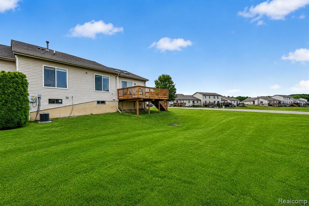 2011 Murray Street, Grand Blanc, MI 48439 — Photo 46