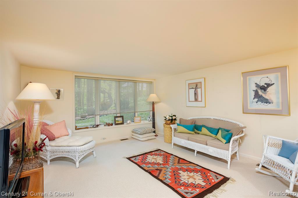 46515 Arboretum Circle, Plymouth, MI 48170 — Photo 31