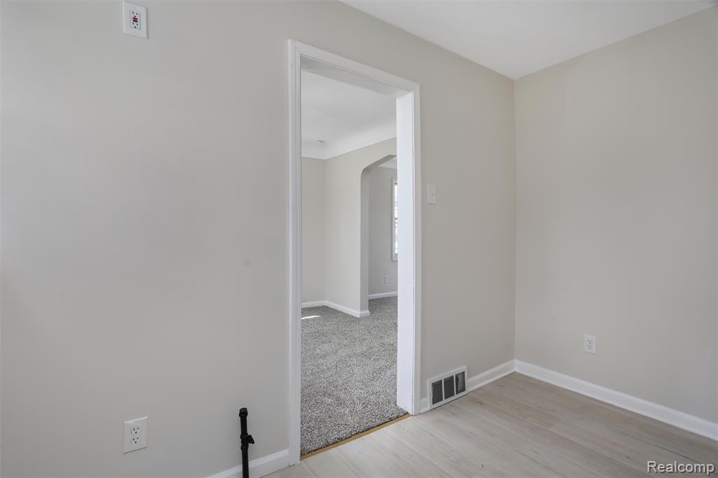 7405-7407 Curtis Street, Detroit, MI 48221 — Photo 11
