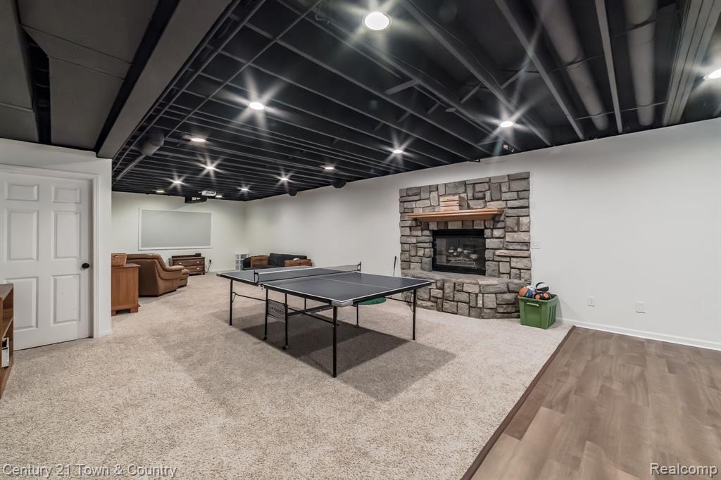 914 SHREWSBURY Drive, Clarkston, MI 48348 — Photo 40