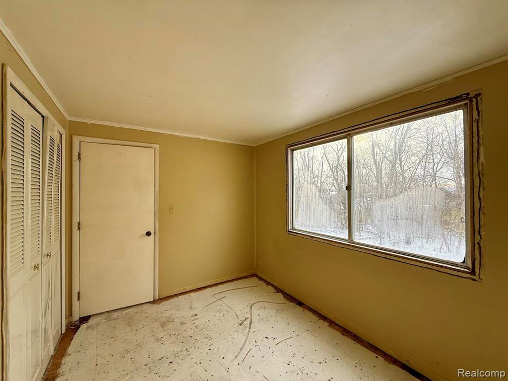 805 Estrada Drive, Belleville, MI 48111 — Photo 31