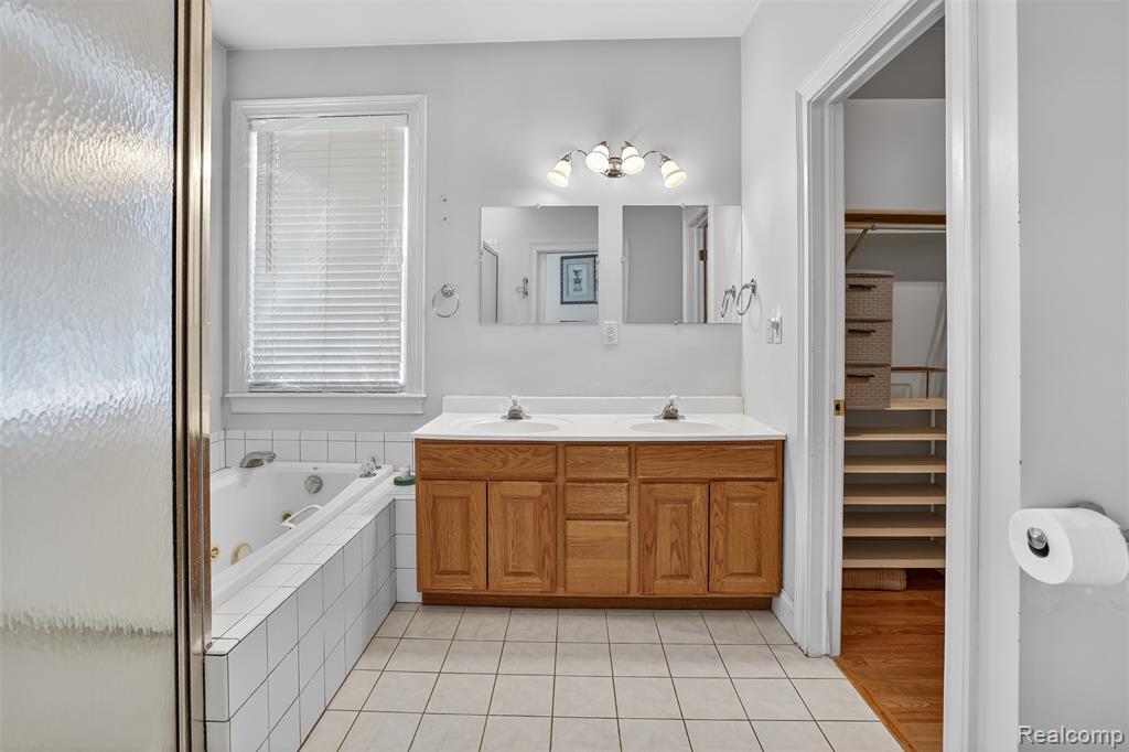 1449 Coutant Street, Flushing, MI 48433 — Photo 11