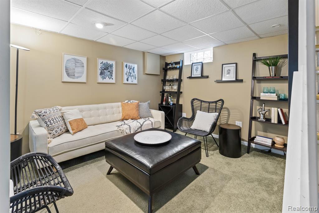 710 N VERNON Street, Dearborn, MI 48128 — Photo 23