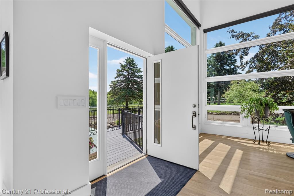 5255 Oak Hill Trail N, Commerce Twp, MI 48382 — Photo 5