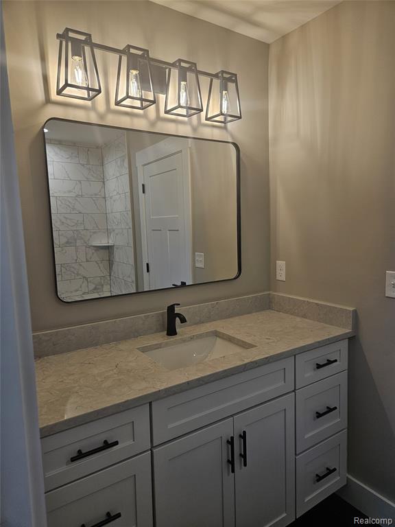 49287 London Bridge Drive, Macomb, MI 48044 — Photo 26