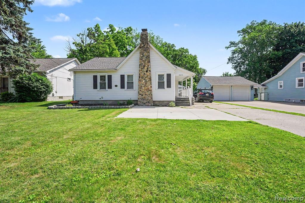 8215 Clinton River Road, Sterling Heights, MI 48314 — Photo 3