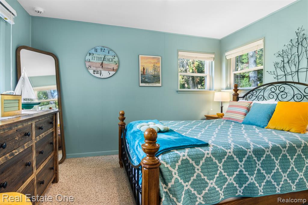 457 Lake Street, Frankfort, MI 49635 — Photo 15