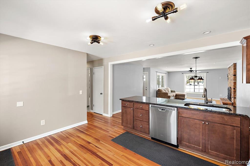 2066 Teaneck Circle, Wixom, MI 48393 — Photo 19