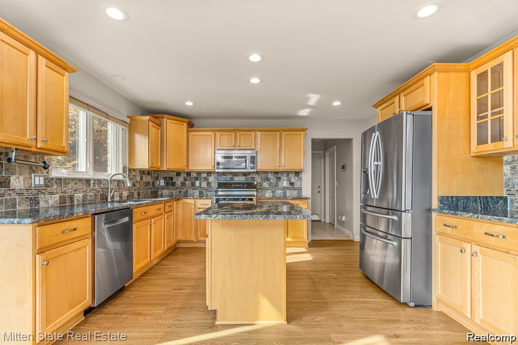21254 Clayton Drive, Macomb, MI 48044 — Photo 41