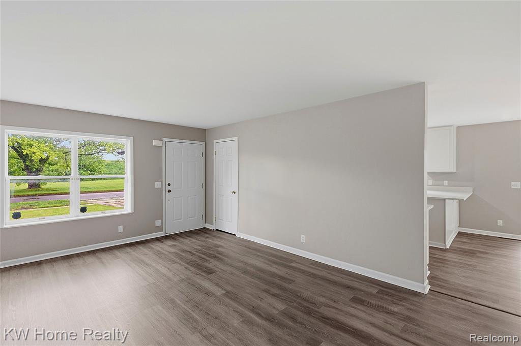 421 1st Avenue, Pontiac, MI 48340 — Photo 3