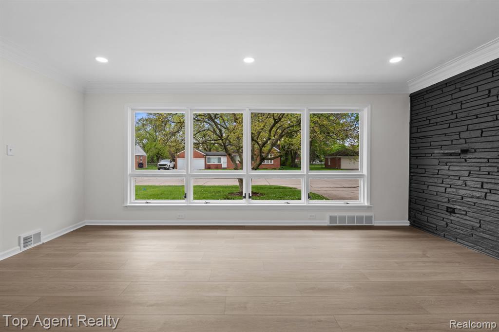 19771 Old Homestead Drive, Harper Woods, MI 48225 — Photo 10
