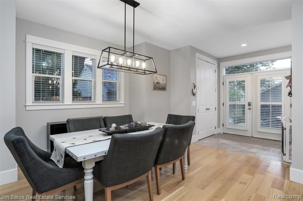 406 N Altadena Avenue, Royal Oak, MI 48067 — Photo 12
