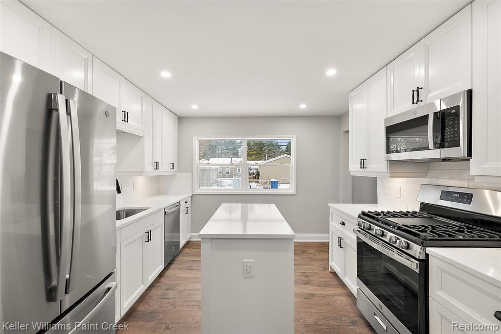 88 E Elmwood, Leonard, MI 48367 — Photo 18