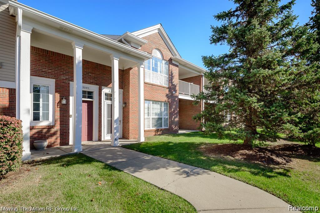 16784 Dover Drive, Northville, MI, 48168
