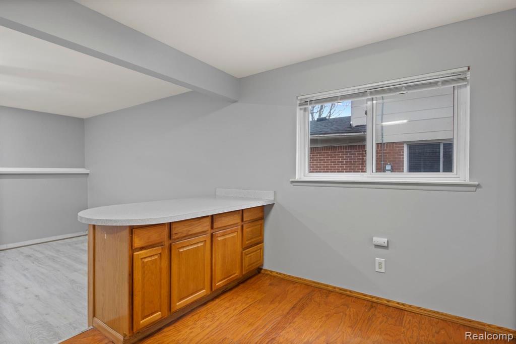 8426 Forrest Drive, Canton, MI 48187 — Photo 15
