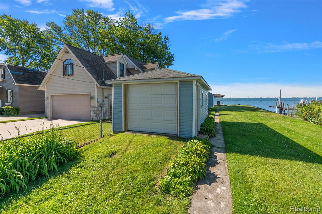 8449 Dixie Highway, Ira, MI — Photo 20