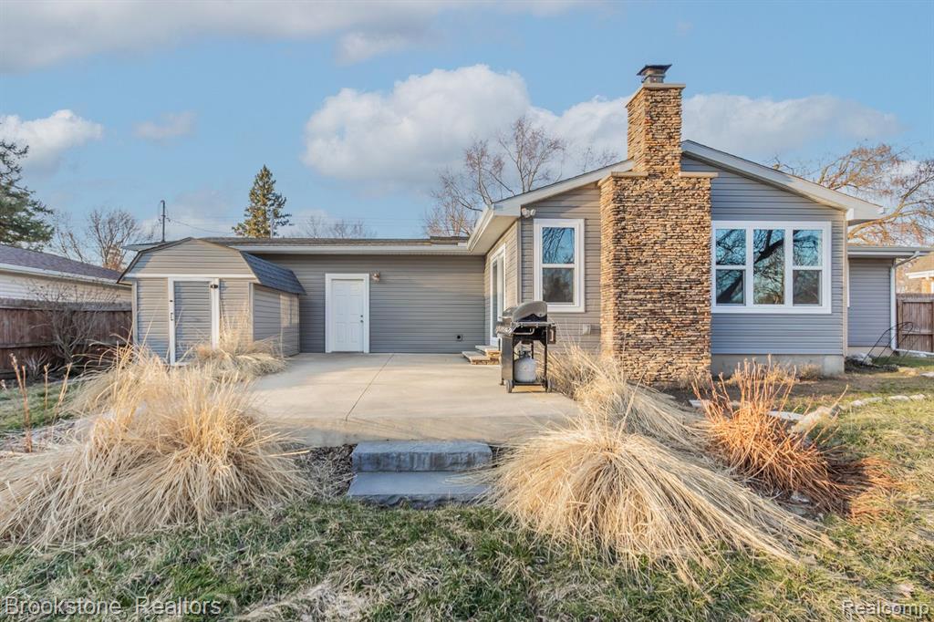 406 5TH Street, Fenton, MI 48430 — Photo 38