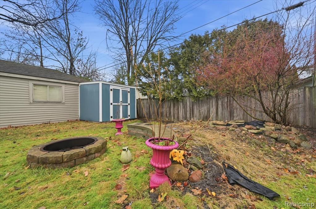 431 Colonial Court, Grosse Pointe Farms, MI 48236 — Photo 49