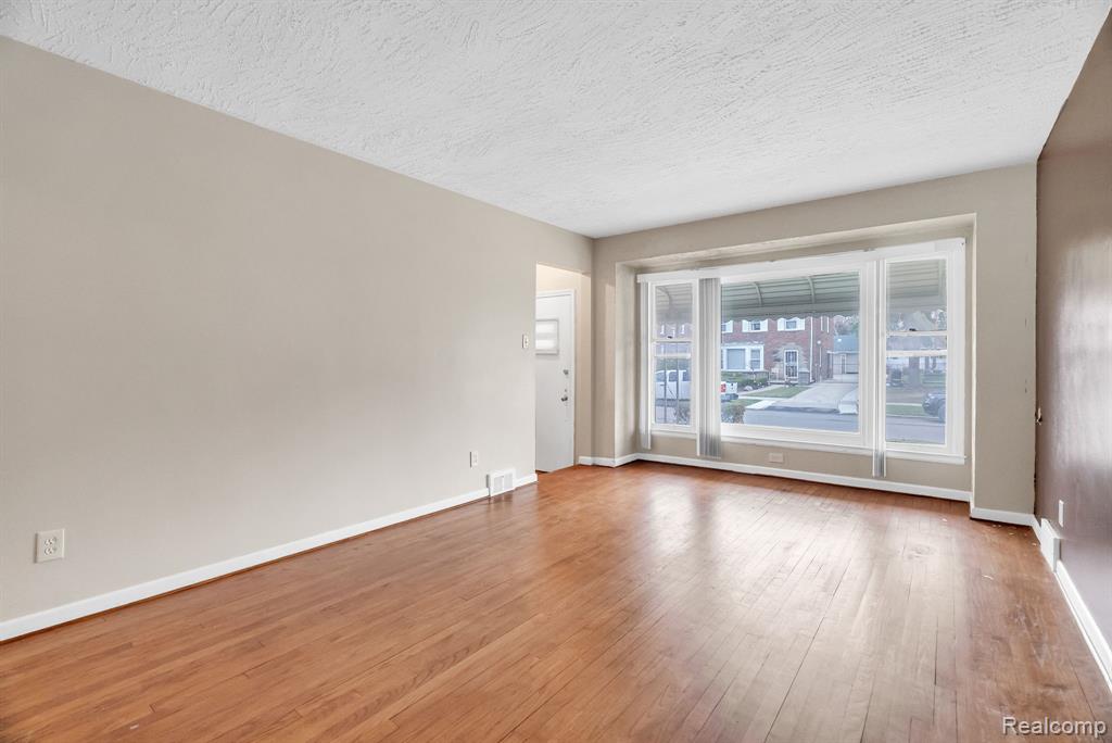 8227 Bingham Street, Detroit, MI 48228 — Photo 8
