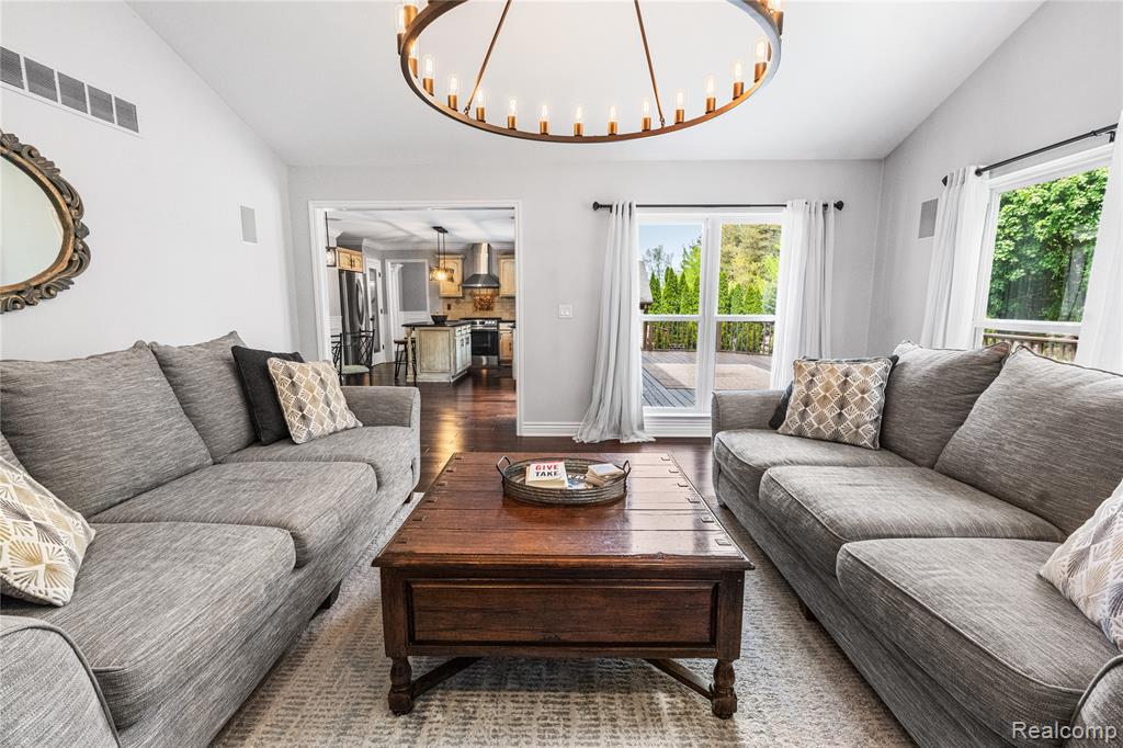 175 Franklin Lake Circle, Oxford, MI 48371 — Photo 19