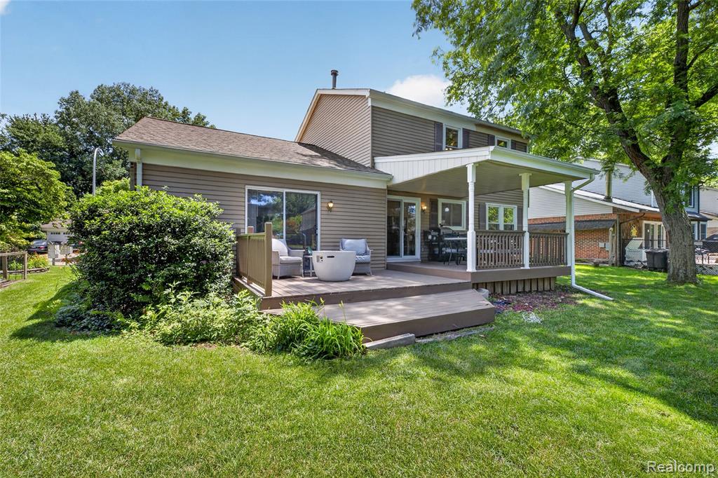 451 Lansdowne Drive, Westland, MI — Photo 28